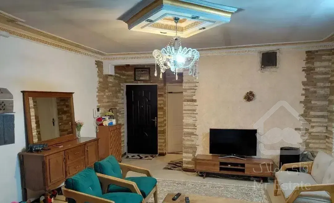 ۶۰ متر/تکخواب/طبقه۴/پارکینگ دار/غیاثی