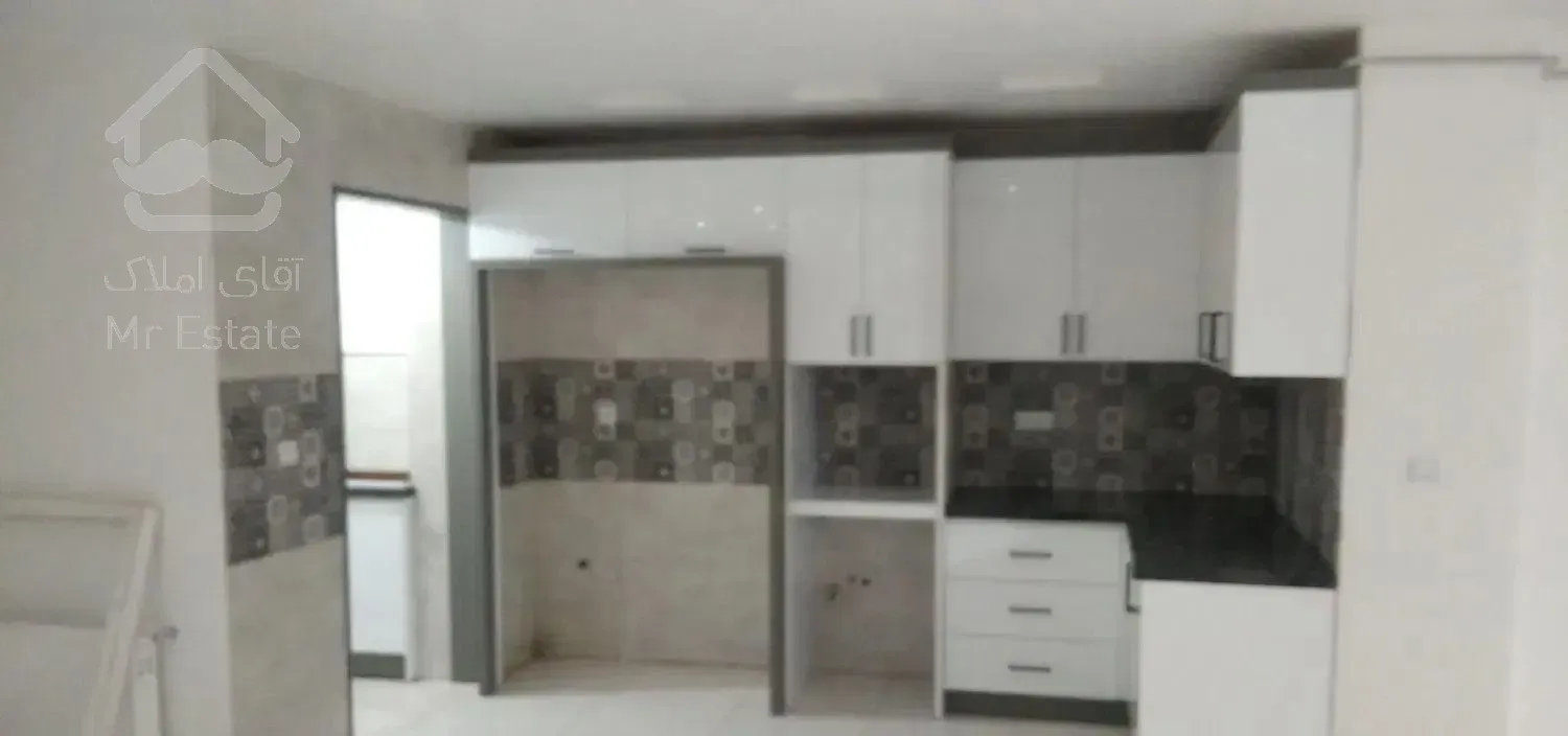 رهن کامل آپارتمان140مترطبقه 3نما واقع در طبرستان