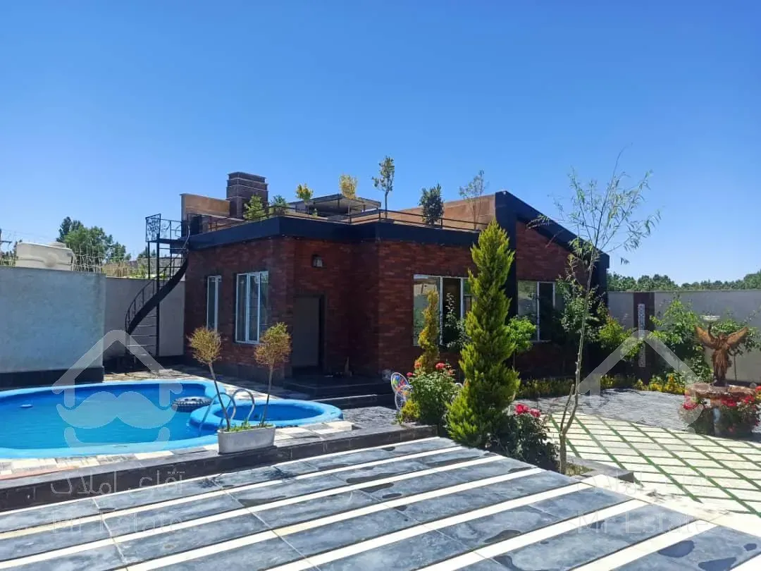 ۴۳۰متر با ۱۱۰متر بنا