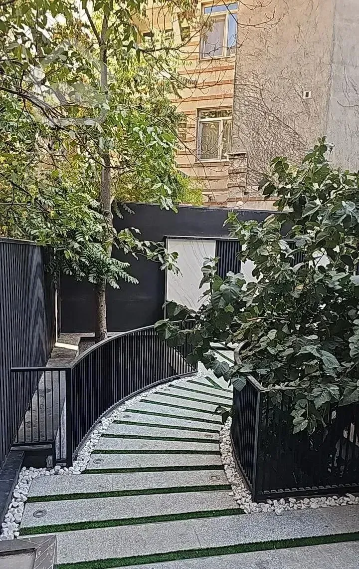 ۱۳۰متر نوساز دیباجی جهانتاب