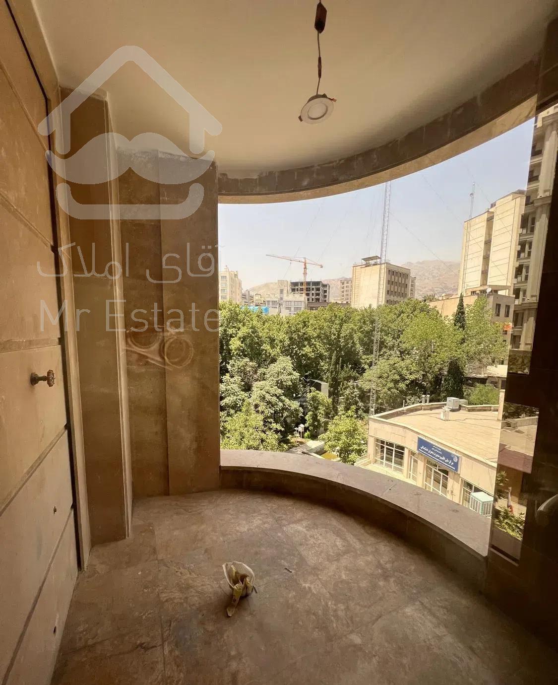 فرشته ۱۶۰ متر ۳ خواب نوساز فول ۲ پارکینگ