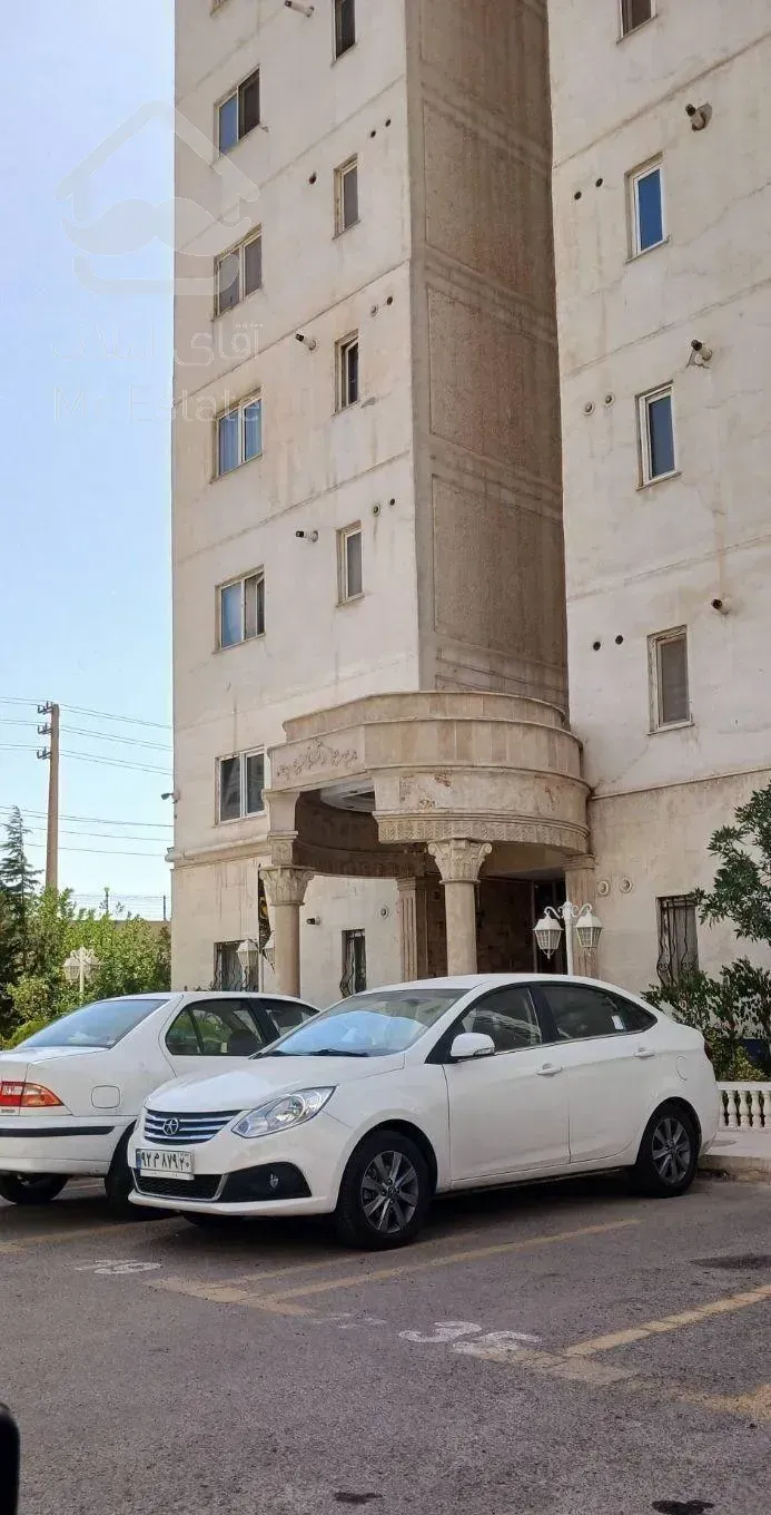 فروش آپارتمان در زون ۵  فاز۱۱  بدون مشرف