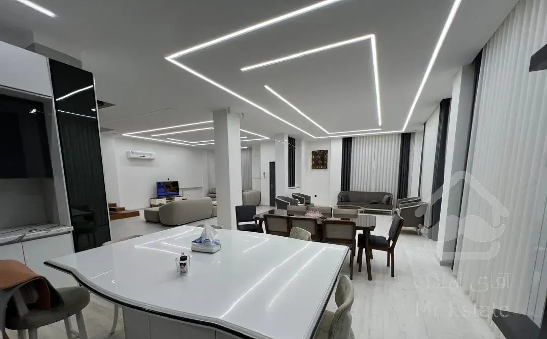 فروش آپارتمان ۱۸۵ متری/ ۳ خواب/نیاوران /۲پارکینگ