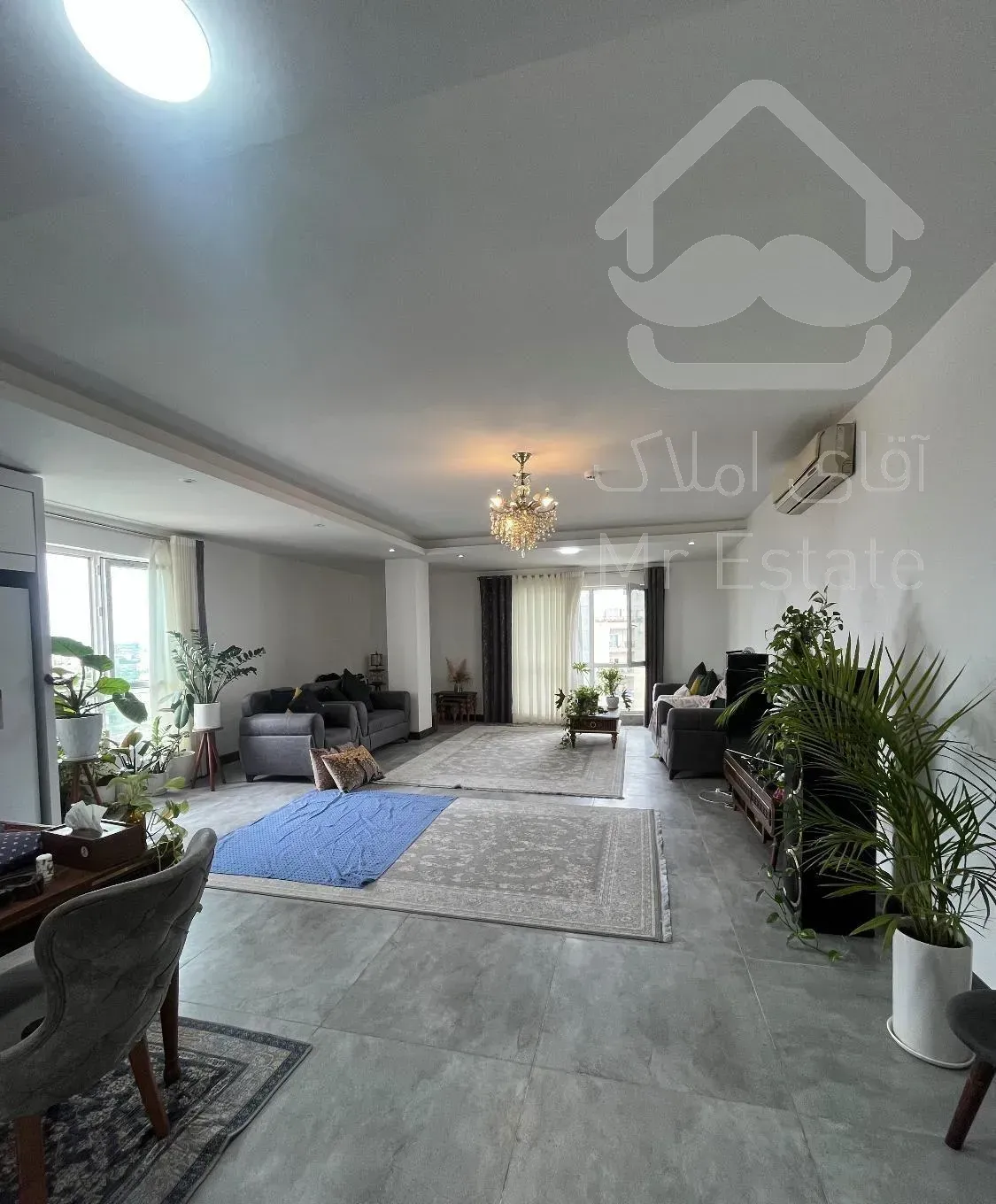 اجاره ۱۲۰ متری نوساز دو خواب واقع در چمران