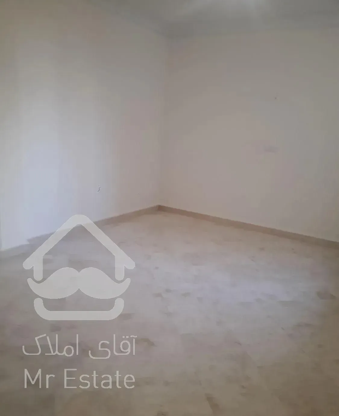 دروس محسنیان ۳۰۰ متر ۴ خواب تک واحد