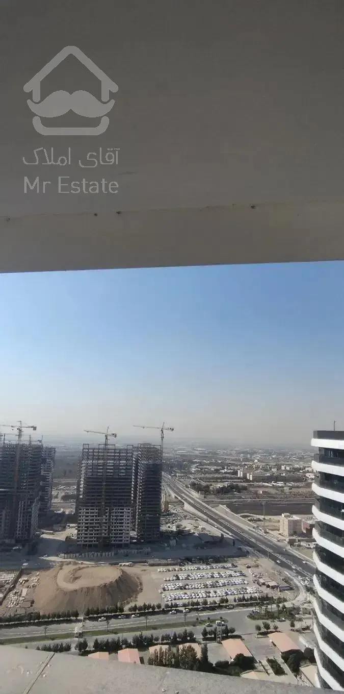 اجاره پنت ۲۶۰ متری B3 دریاچه چیتگر