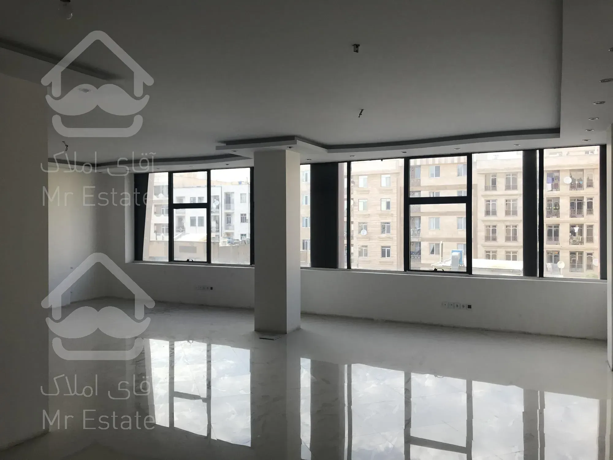 ۱۴۷متر موقعیت اداری بر اصلی فردوس شرق