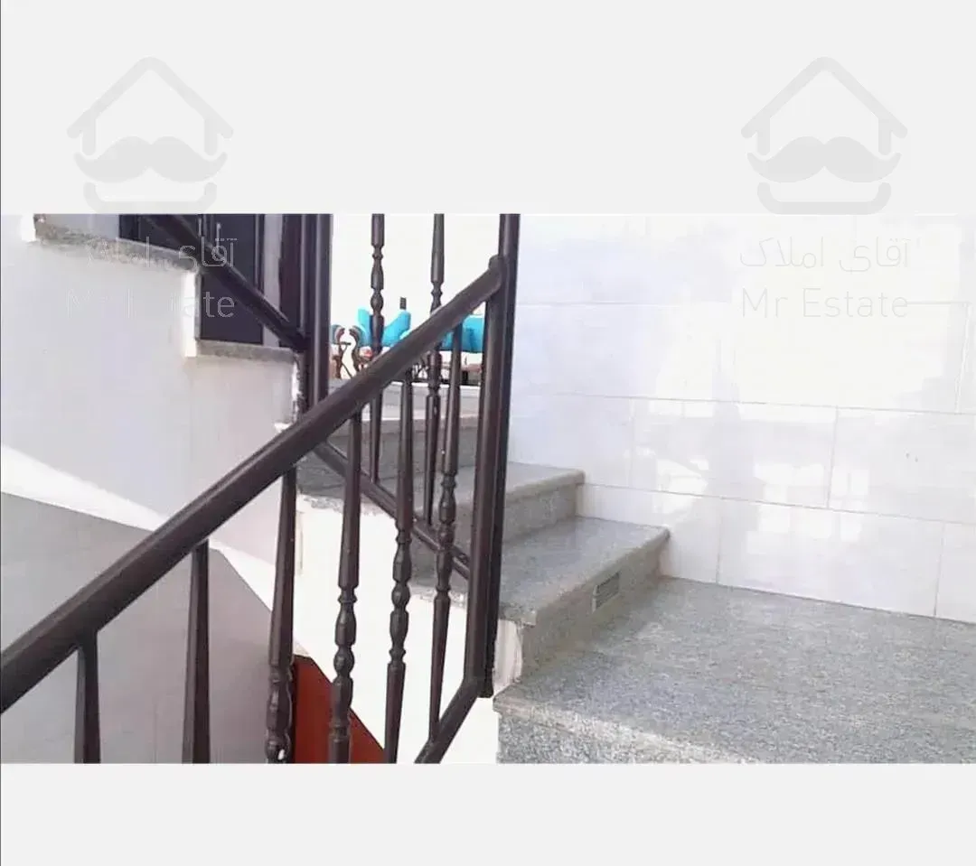 آپارتمان133متر/دونبش/جنوبی/نوساز/خ امام خمینی ک 63