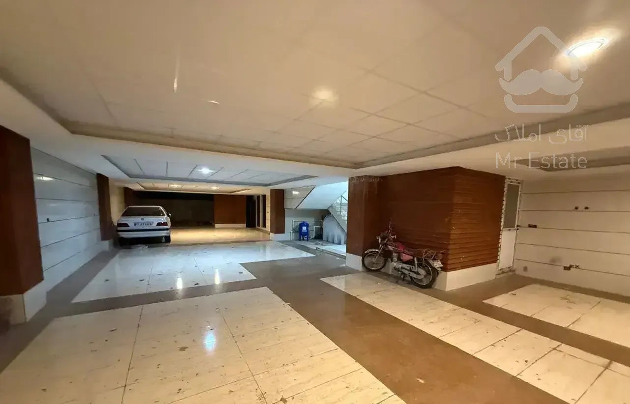 آپارتمان ۲۰۵ متر/سالم اباد/۱/۳۰۰ رهن و وام