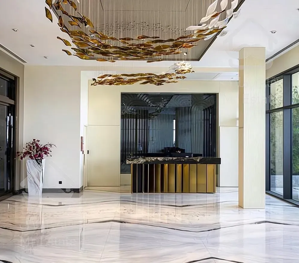 فرشته 270 متر، طبقه 15، 80 متر تراس، جنب سفارت