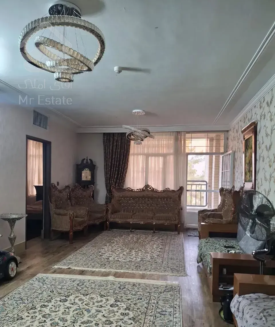 فروش آپارتمان سه خواب شهید صادقیان