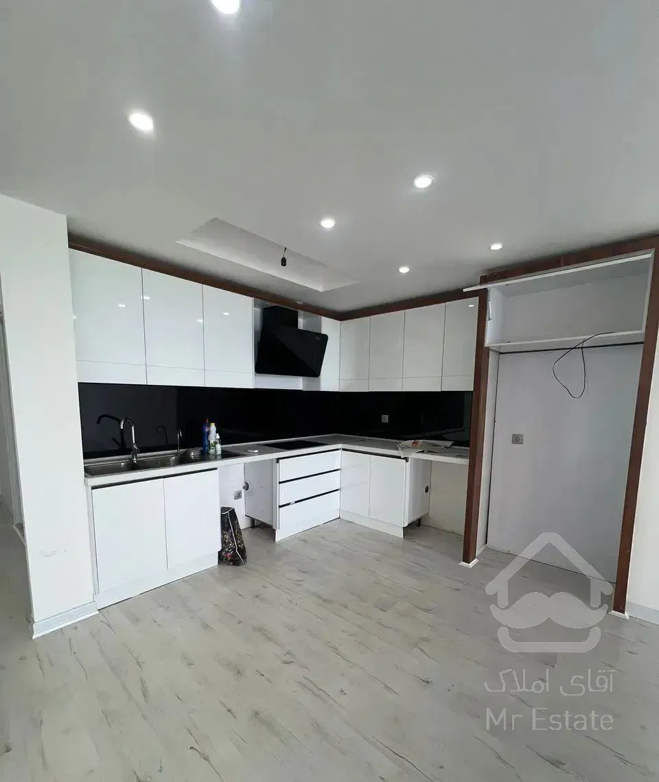 رهن و اجاره ی واحد ۱۴۰ متری در برج لوکس نخست وزیری