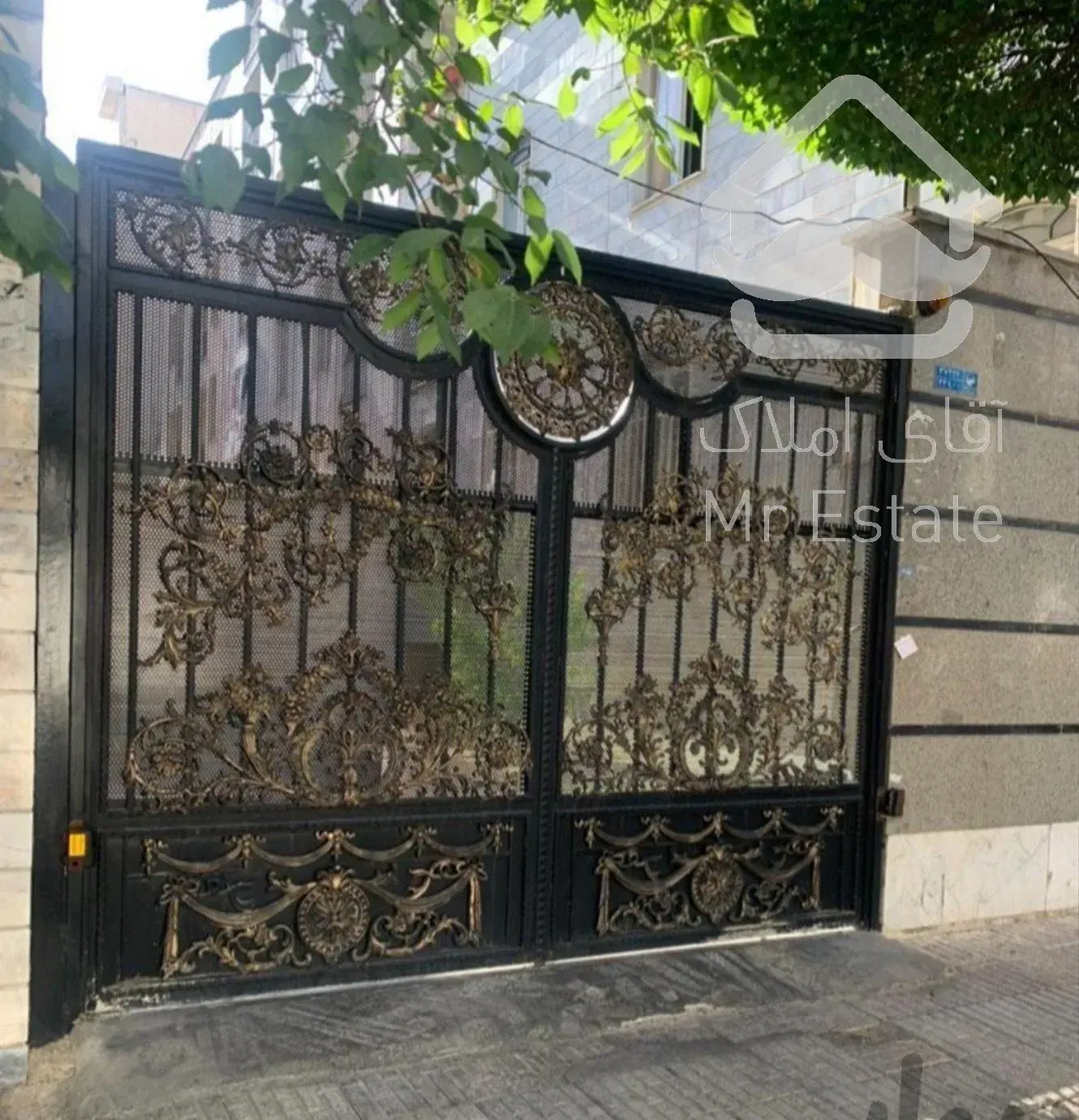 72 متری فول امکانات