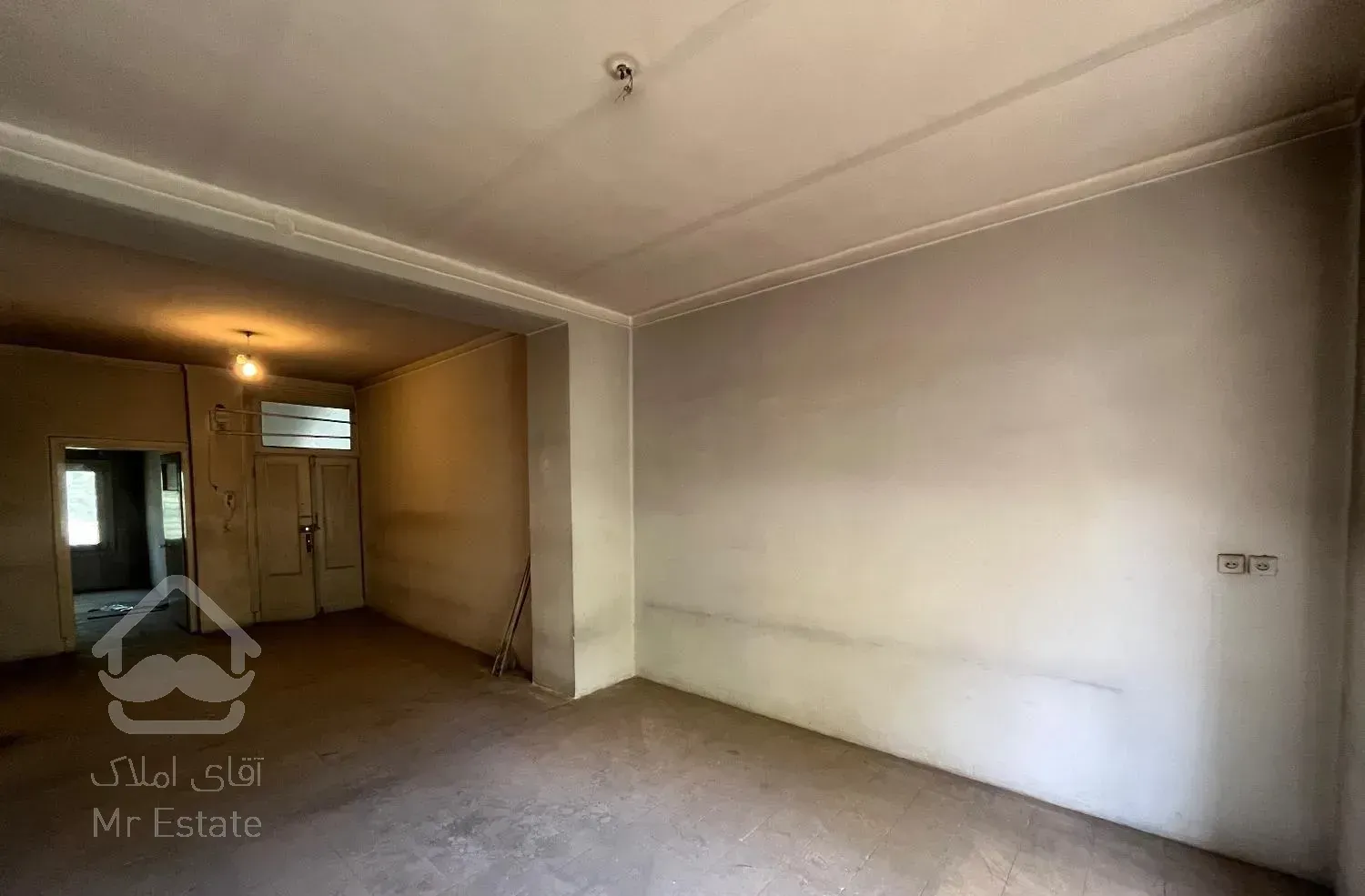 ۱۴۳متر۲ خواب طبقه دوم تخلیه