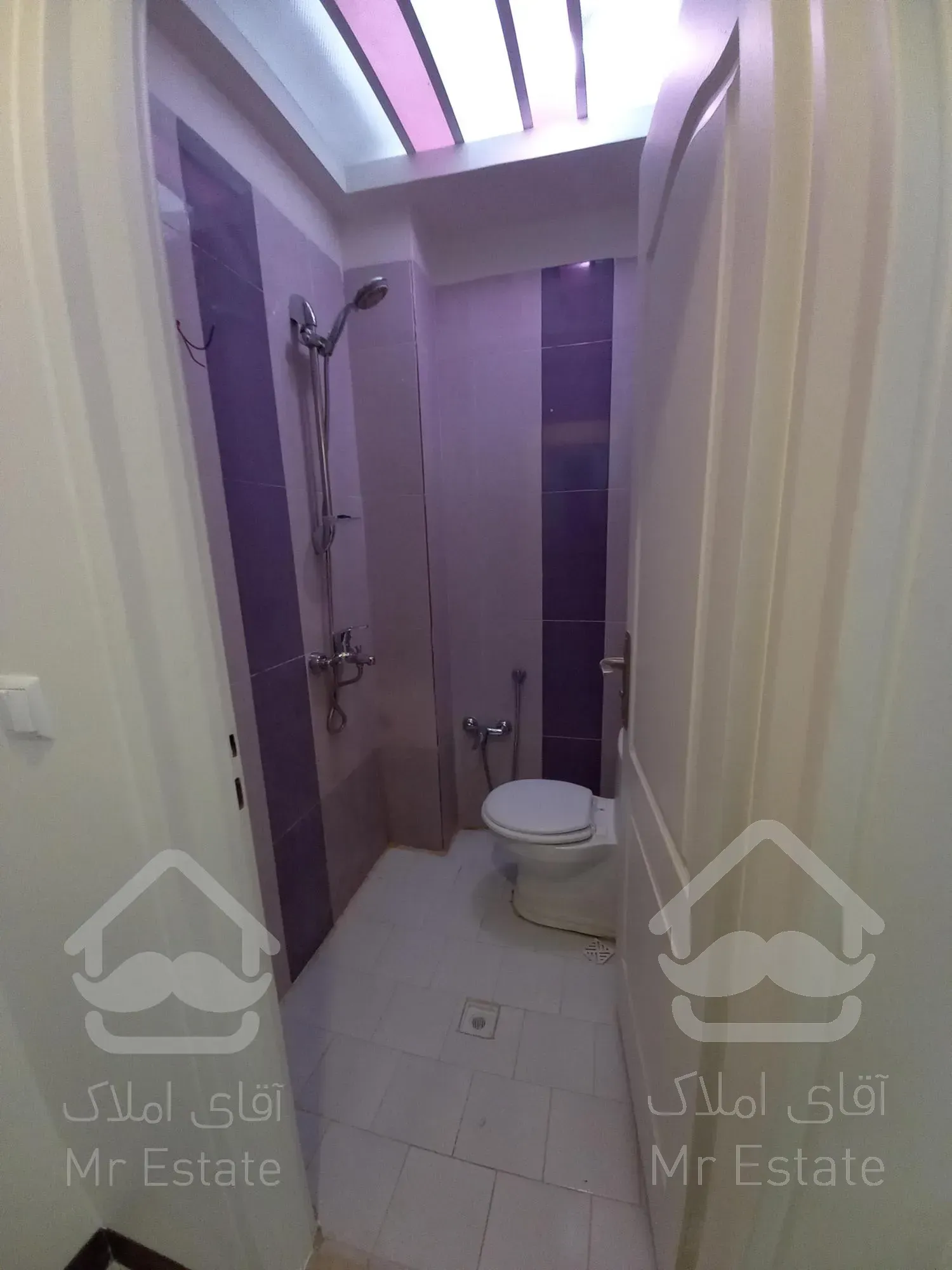 ۵۴متر کم سن در پونک اشرفی اصفهانی