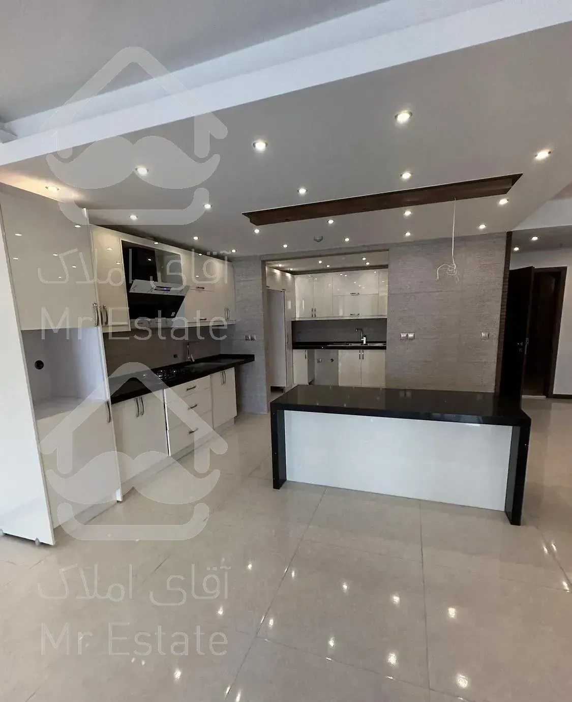 اپارتمان ۱۷۰ متری / ۳ خوابه / محدوده ماه فرخی