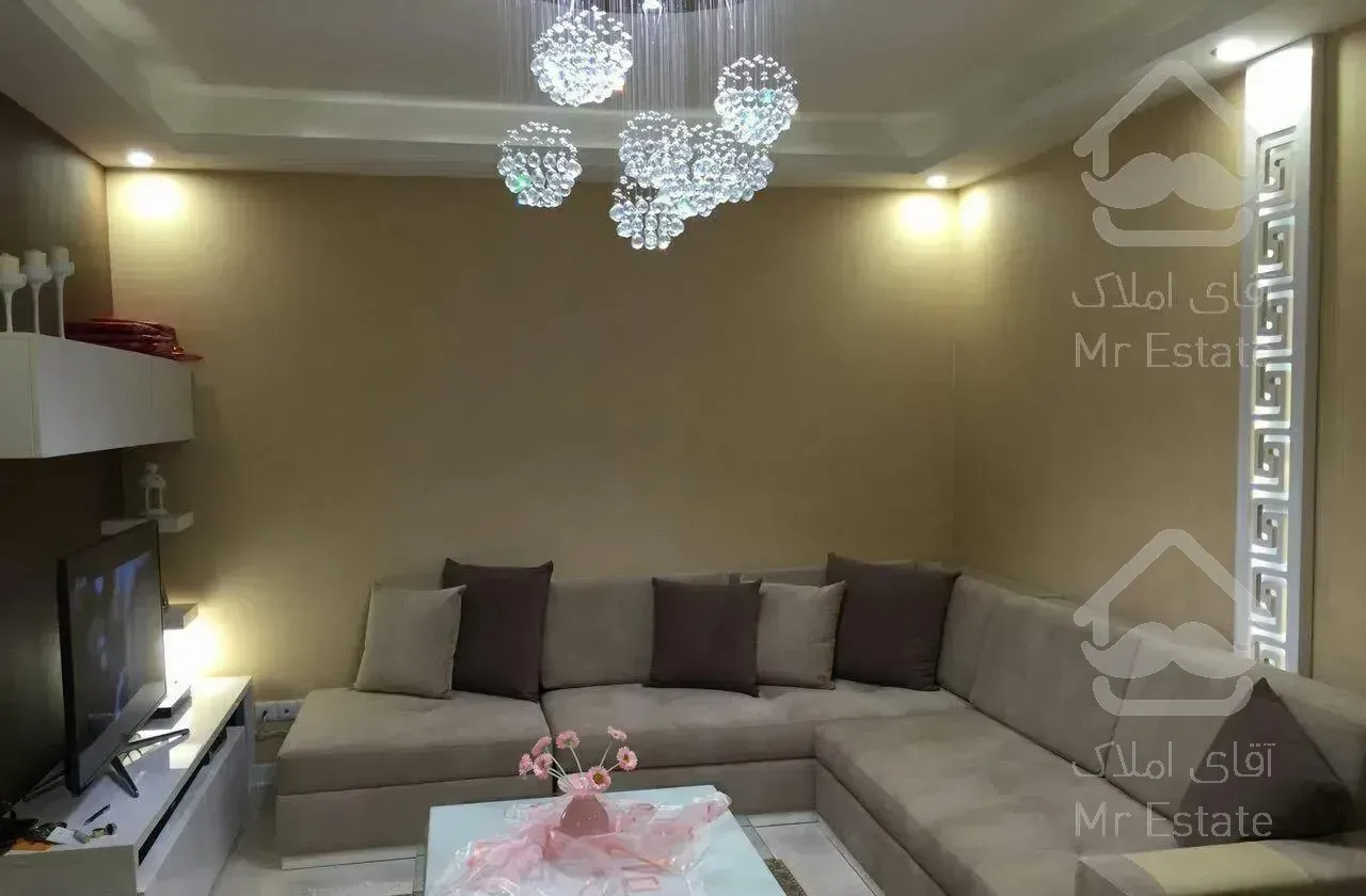 ۸۰ متر دو خوابه بام سعادت آباد