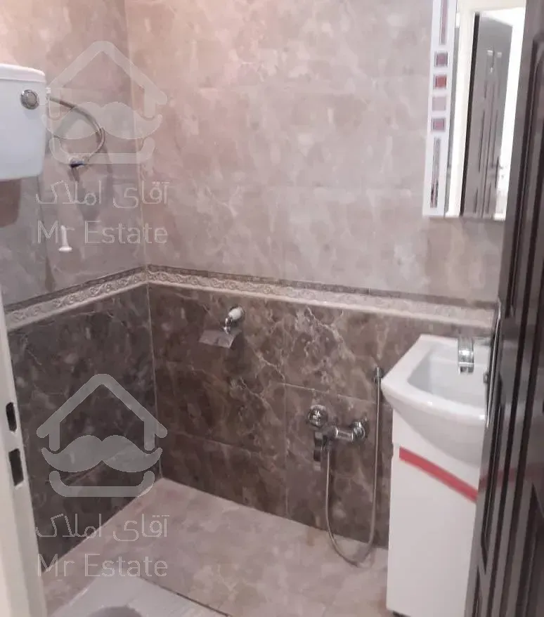 ۱۰۵متر آپارتمان مسکونی در فردوس شرق