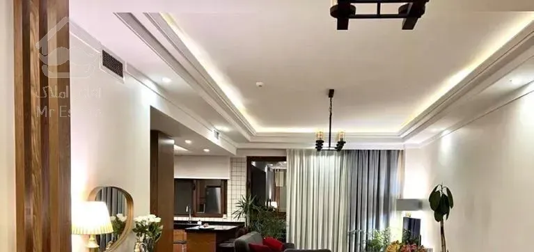 سنایی ۱۰۰متر فول امکانات