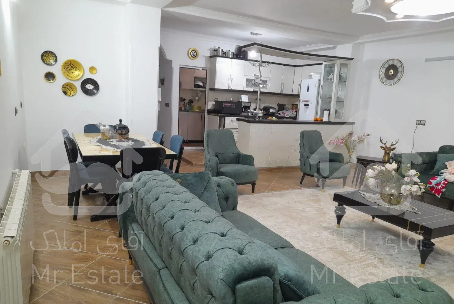 اپارتمان طبقه دوم ۱۰۰متر ابتدای کوچه ۱۰متری