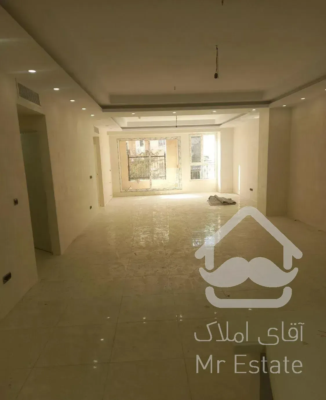 آپارتمان ۱۰۰ متری دو خوابه خوش نقشه فول امکانات