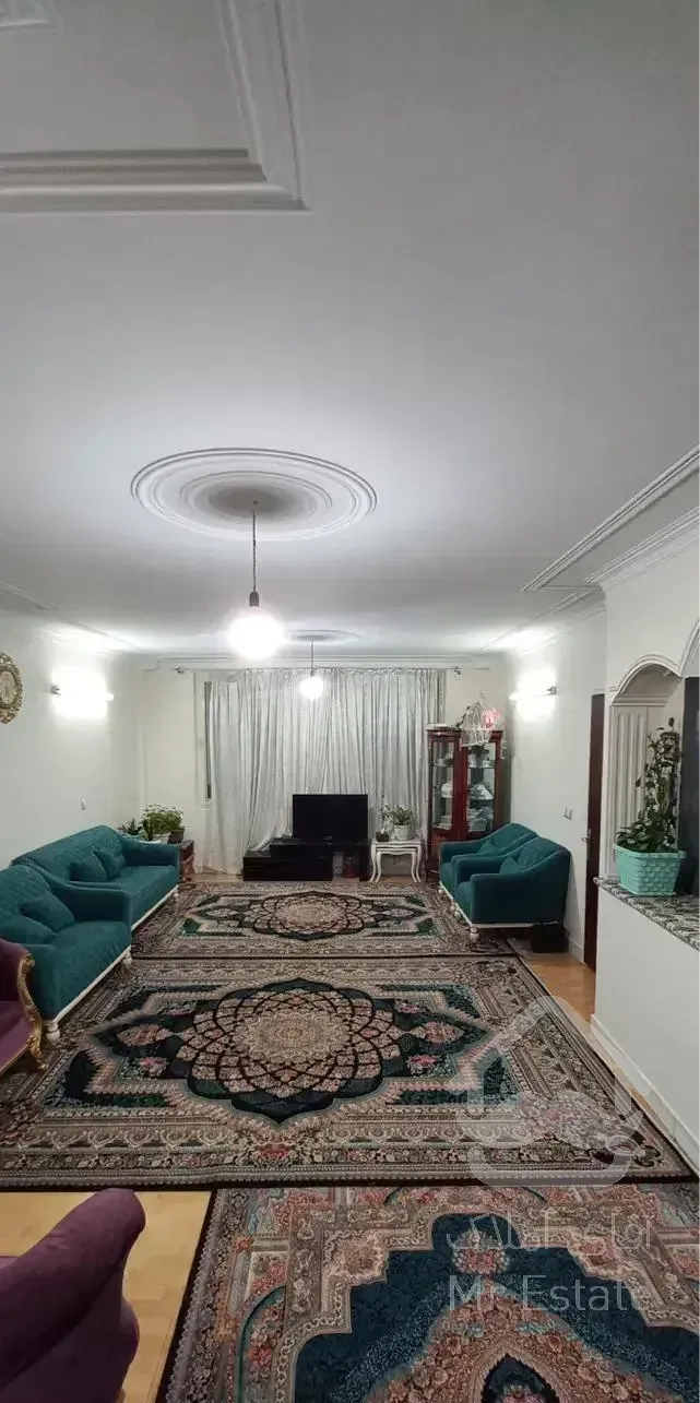 واحد ۹۰متری بومهن