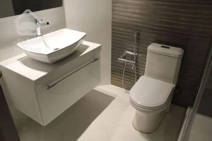 خرید آپارتمان 216 متری فرمانیه ثروتی