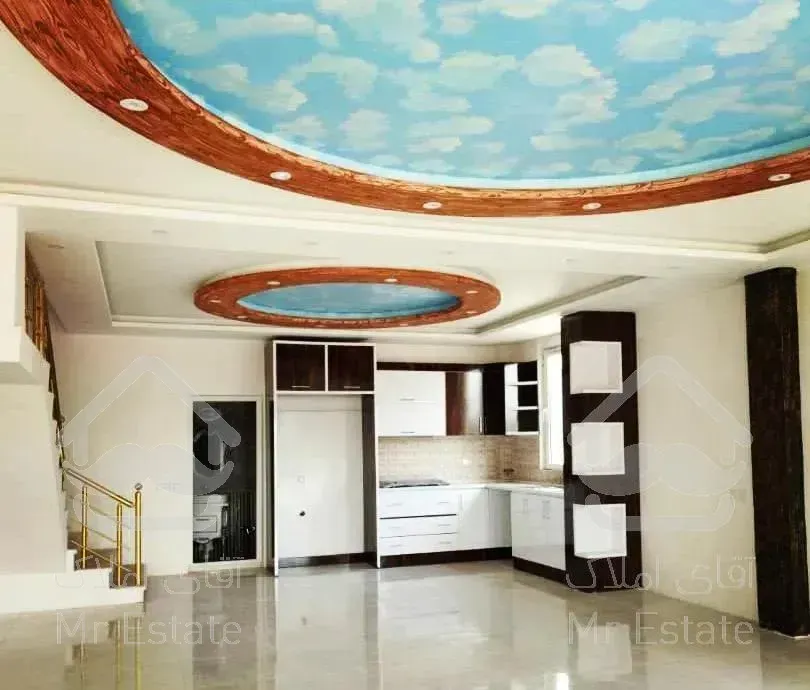 فروش ویلا نوساز بازمین۳۰۰متر وبنای۱۷۰متر سند۶دانگ