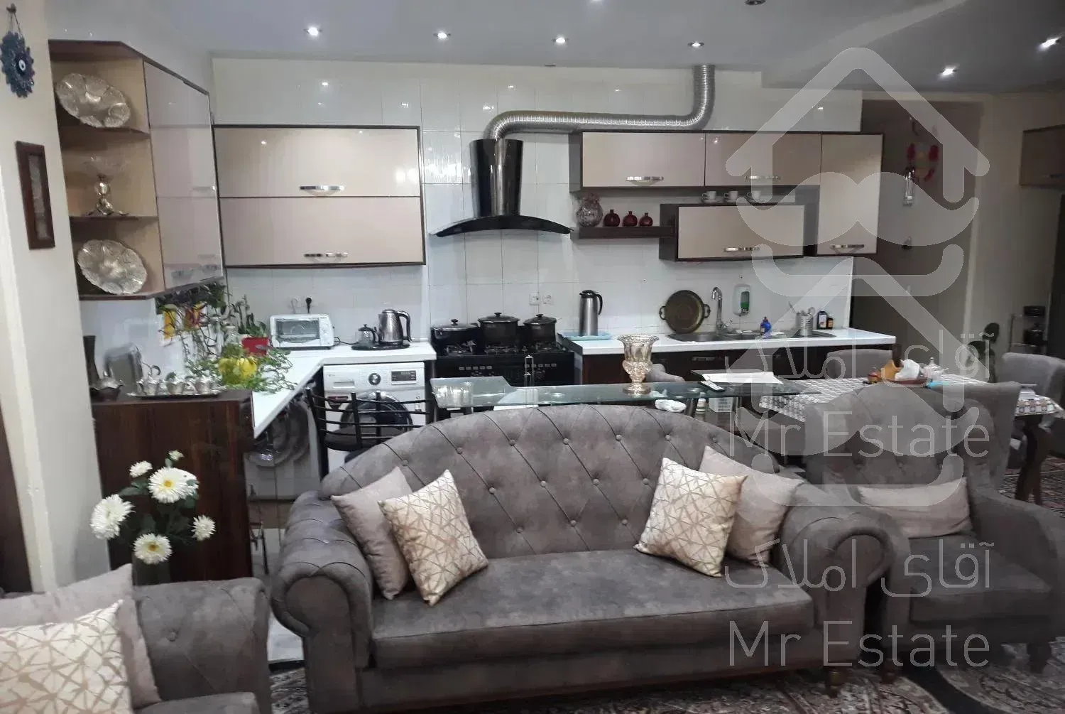 ۱۰۶متر.سه خواب.خ لارستان