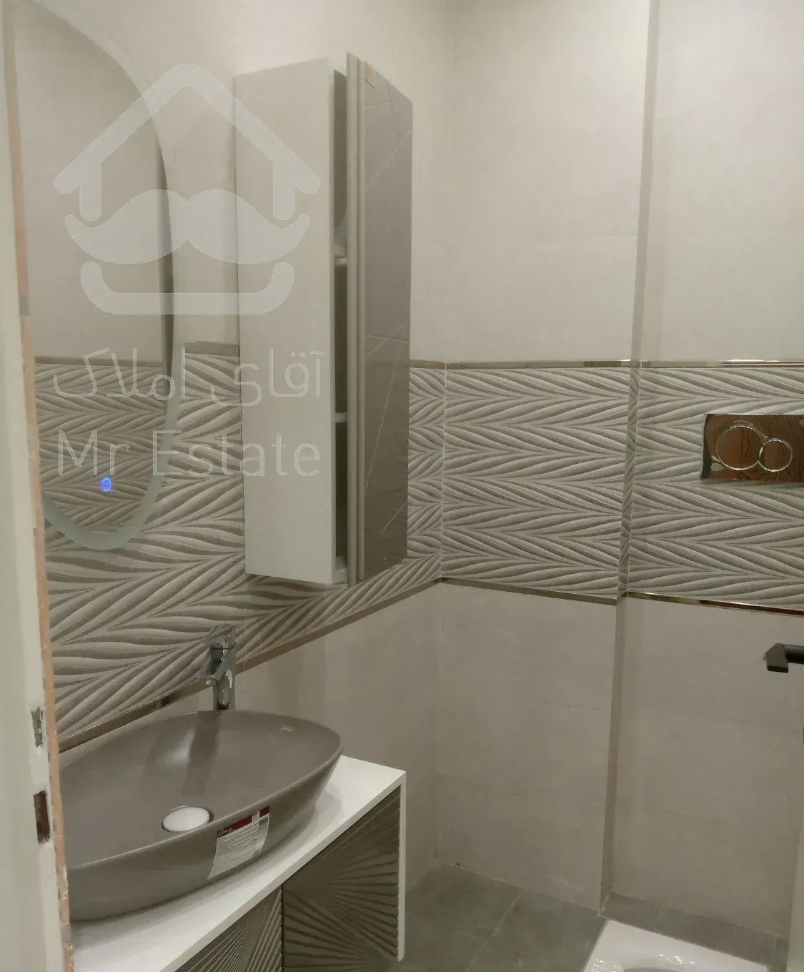 ۱۲۸متر۳ خواب تکواحدی کلیدنخورده آکواریوم نور