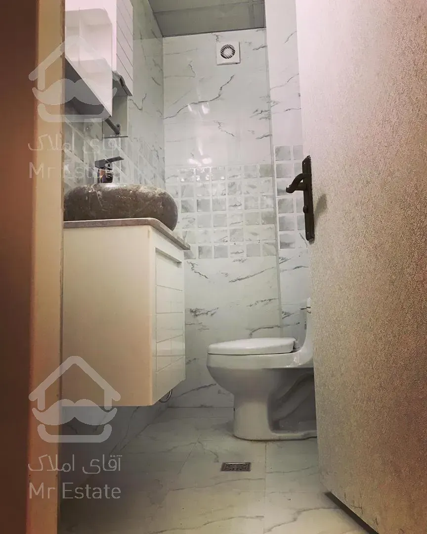 ۷۲متر دوخواب فول امکانات کم سن در اشرفی اصفهانی