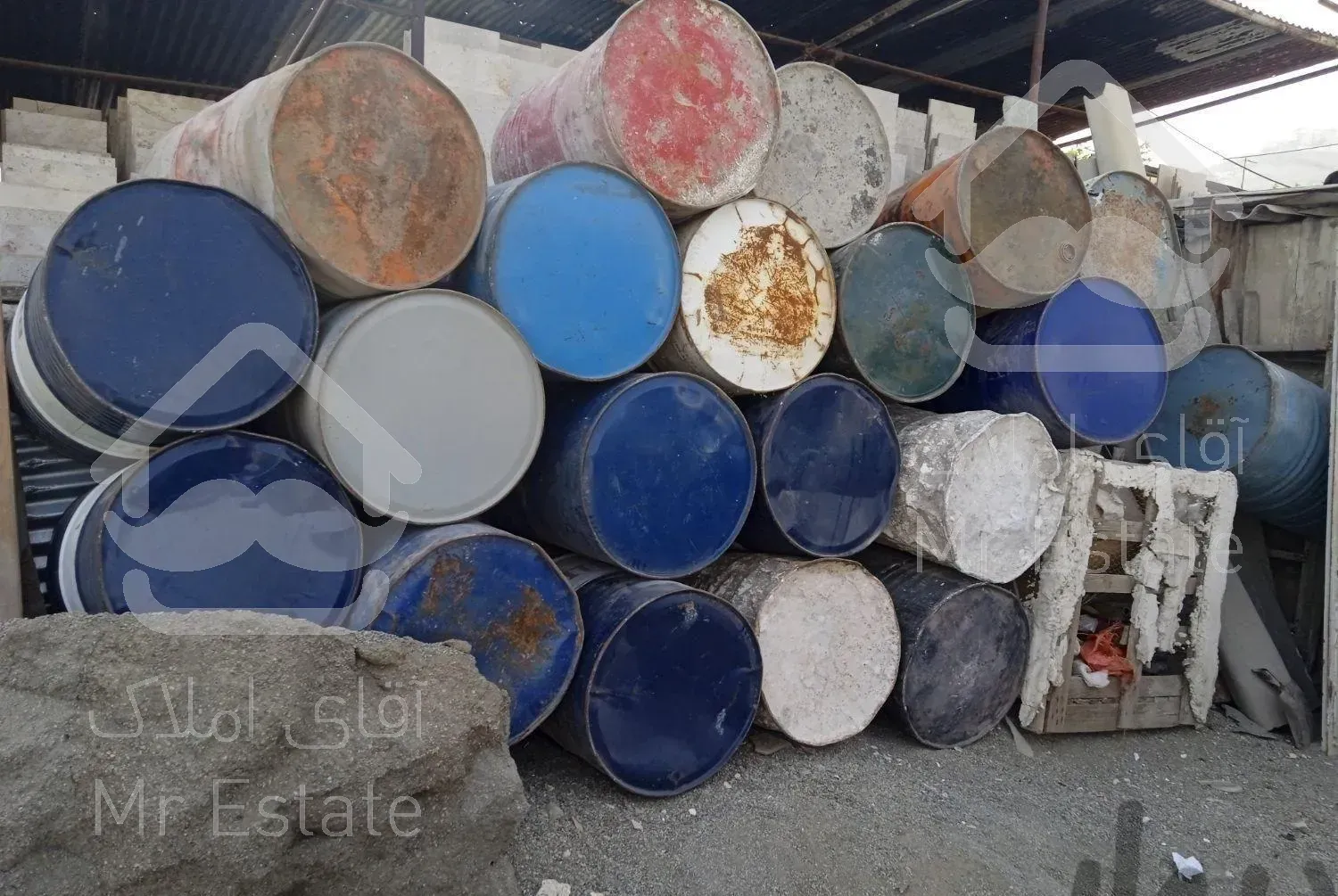 اجاره‌ تخته و بشکه  میکسر  و بالابر