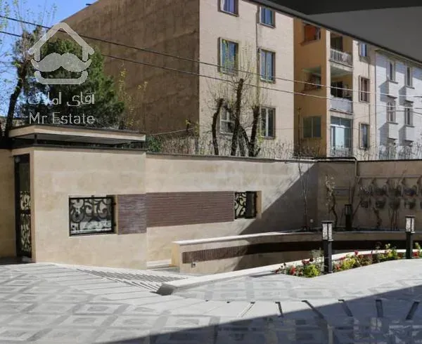 ۱۵۰متر فول امکانات دو پارکینگ سندی