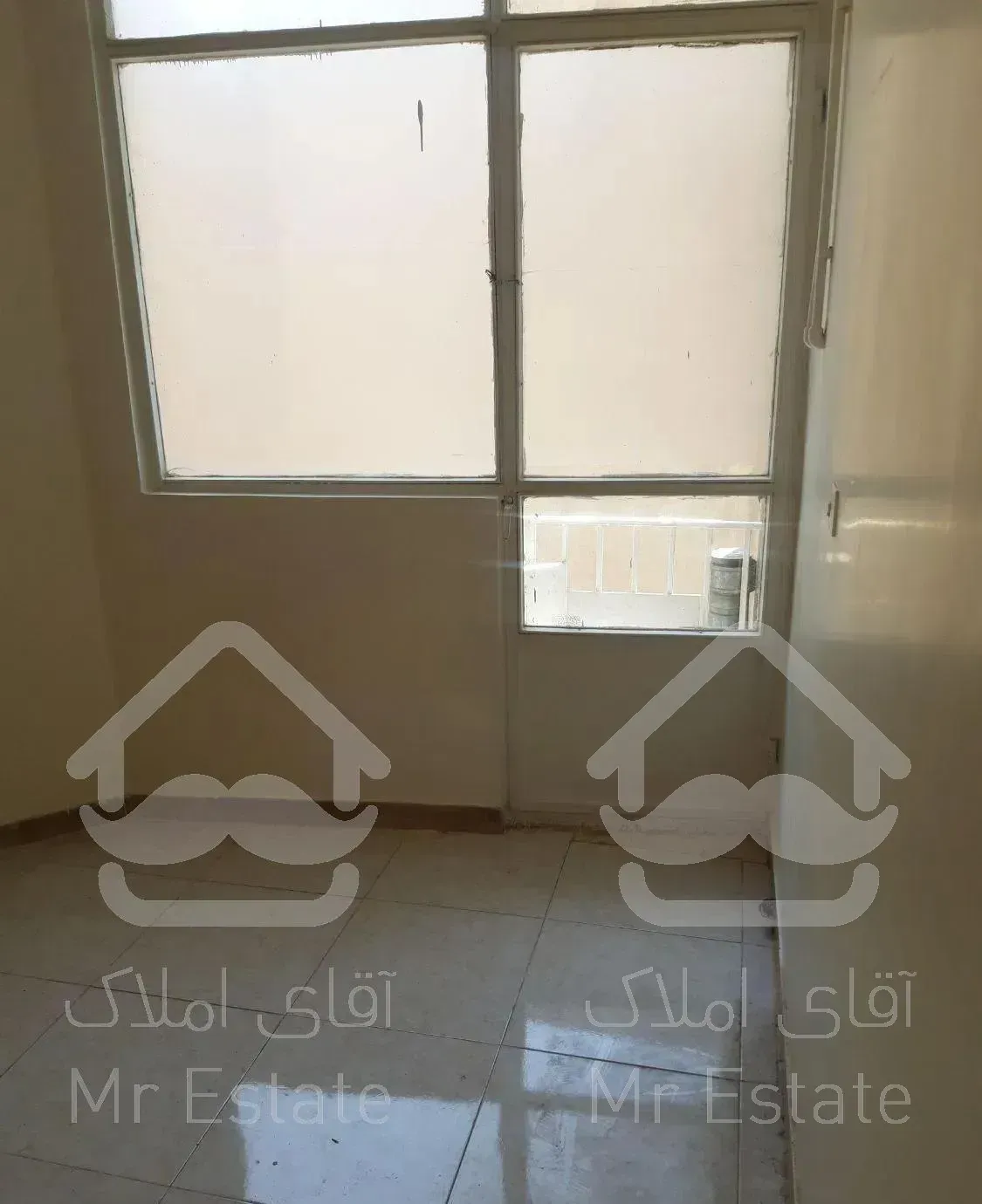 ۵۵ متر ۲خواب /تک واحد تخلیه/ شیک تمیز/بالاسپه