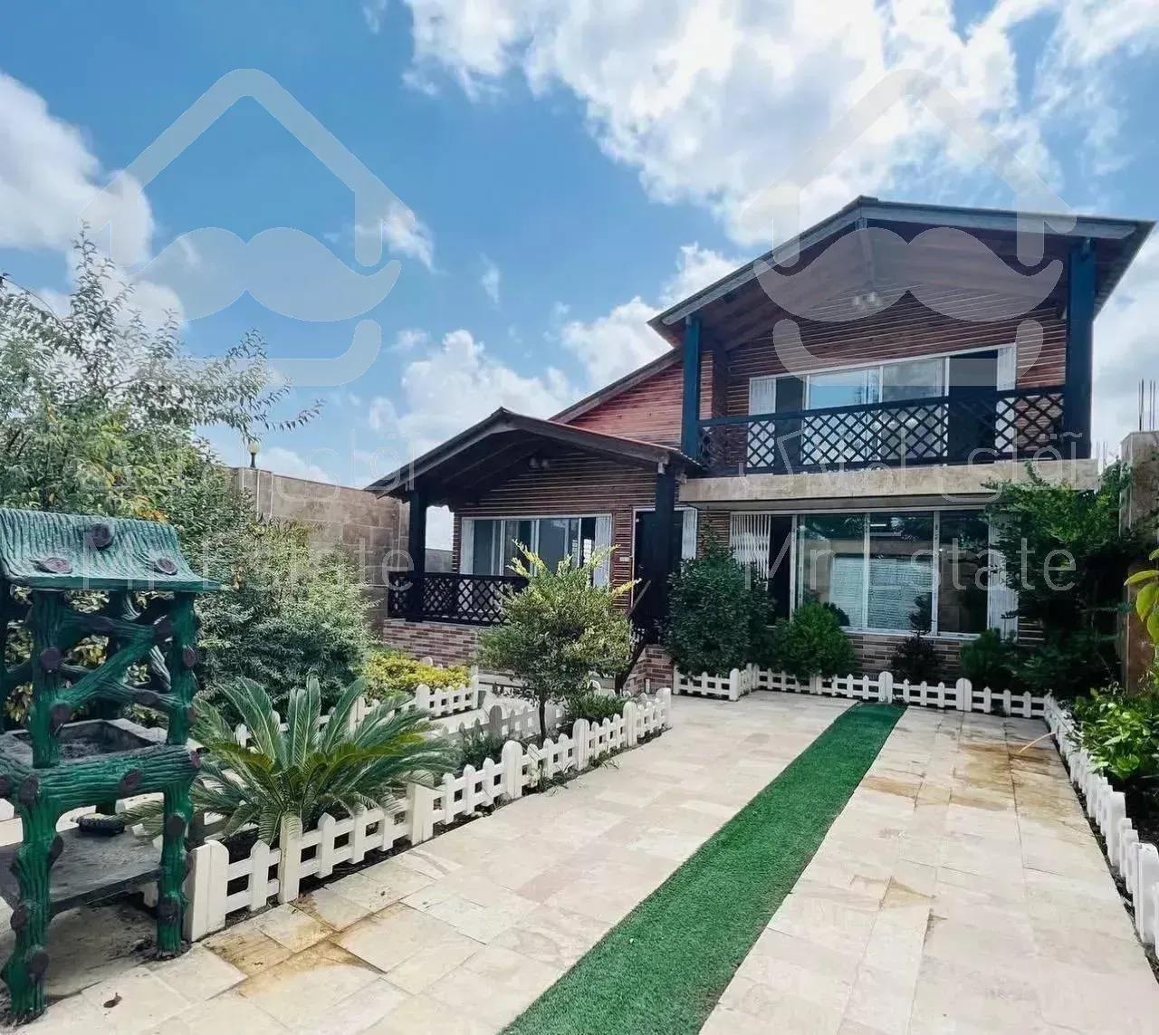 ویلا باغ نیم پیلوت ۳۰۰ متر شهرکی سند تکبرگ