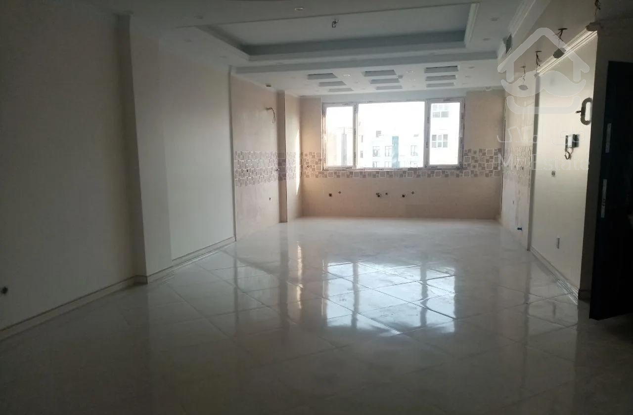 ۱۱۰ متر ۲ خواب فول امکانات