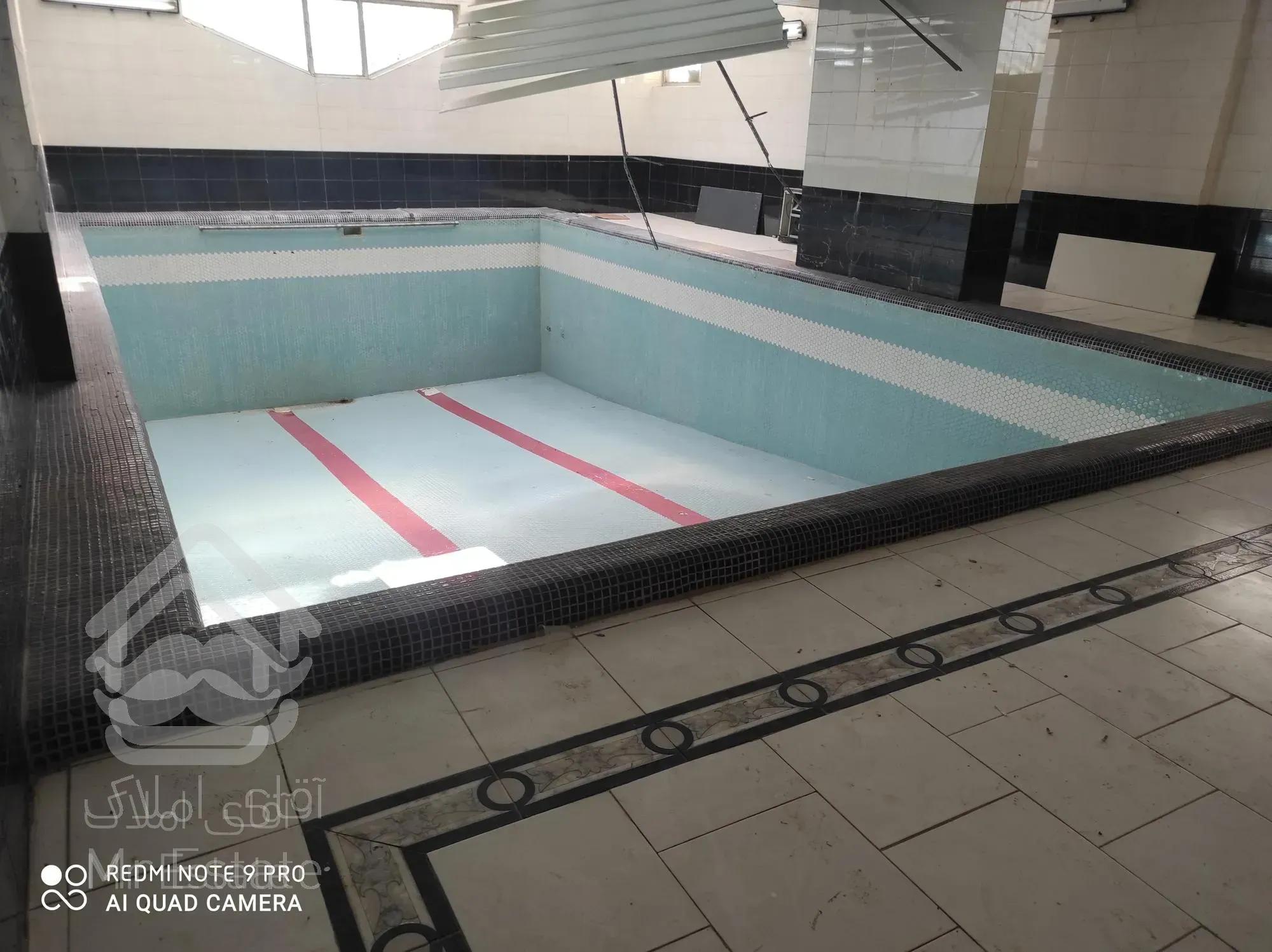 ۸۰۰ متر/ ویلایی دربست/ شهرک غرب