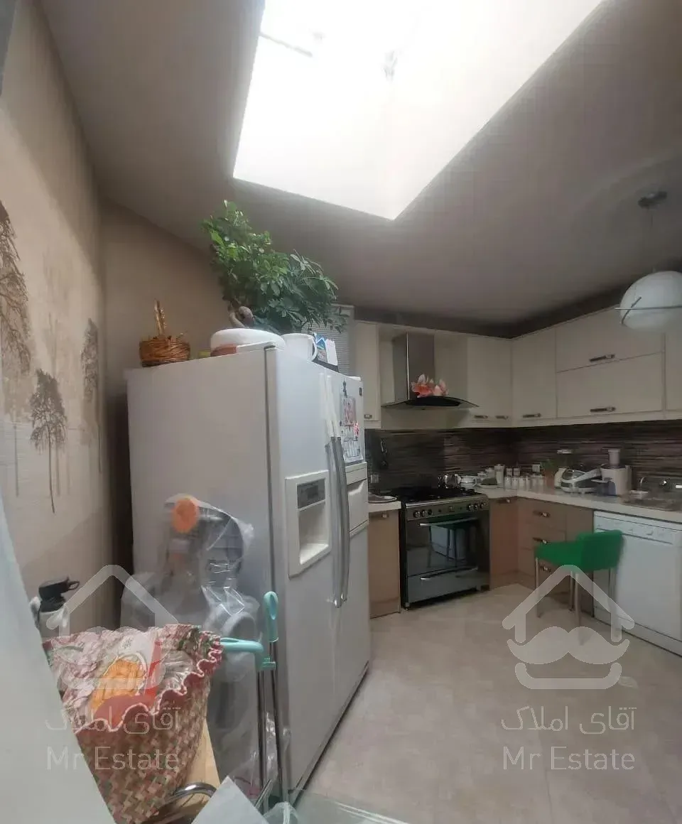 دوخوابه با تراس زیبا و پر نور