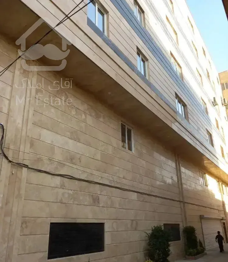 ۱۳۵ متر کلید نخورد واقع در احمداباد مستوفی