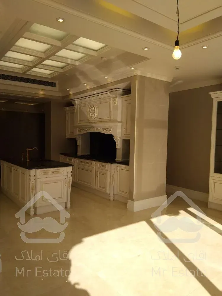 خرید و فروش آپارتمان مسکونی 220 متری فرمانیه