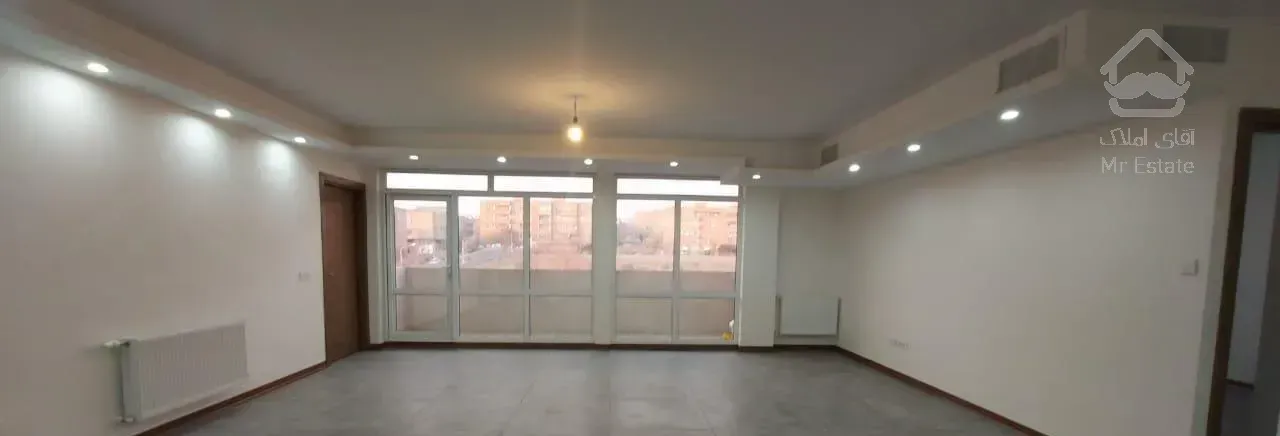 آپارتمان ۱۳۰ متری ۲خواب