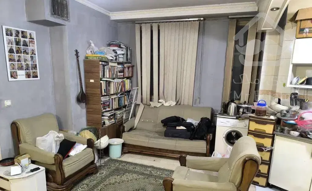 ۳۹ متر مسکونی مجردی / میدان انقلاب