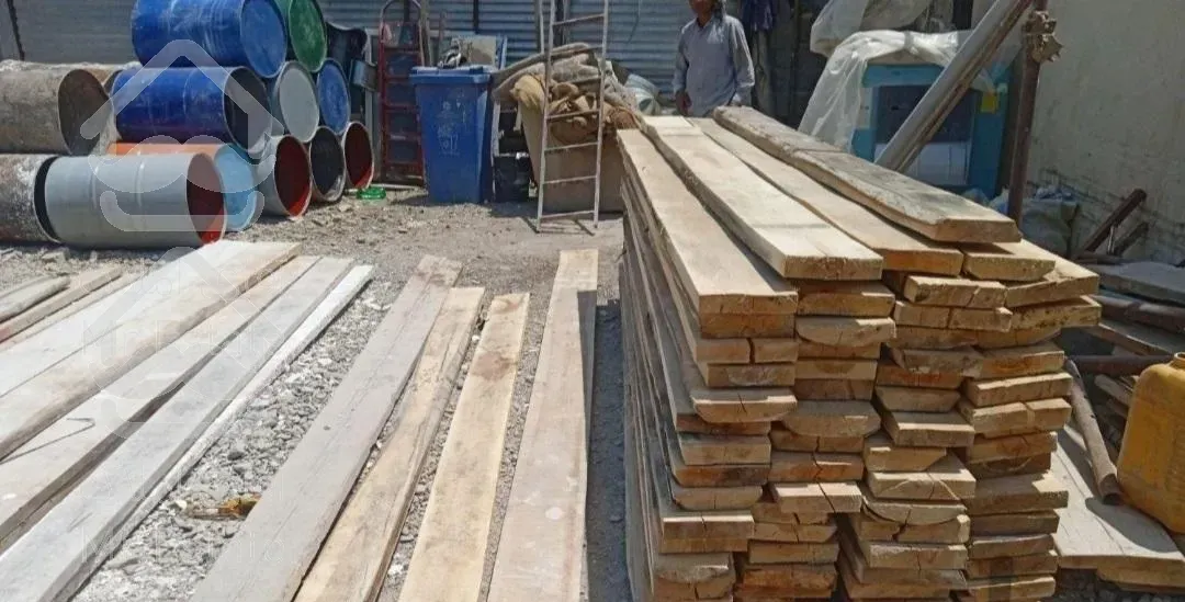 اجاره‌ تخته و بشکه  میکسر  و بالابر