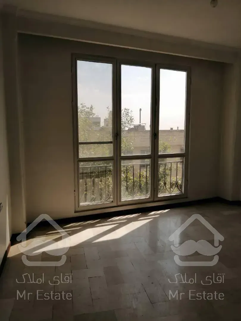 رهن و اجاره آپارتمان ۱۳۵ متری ۳ خواب نیاوران فول تراس