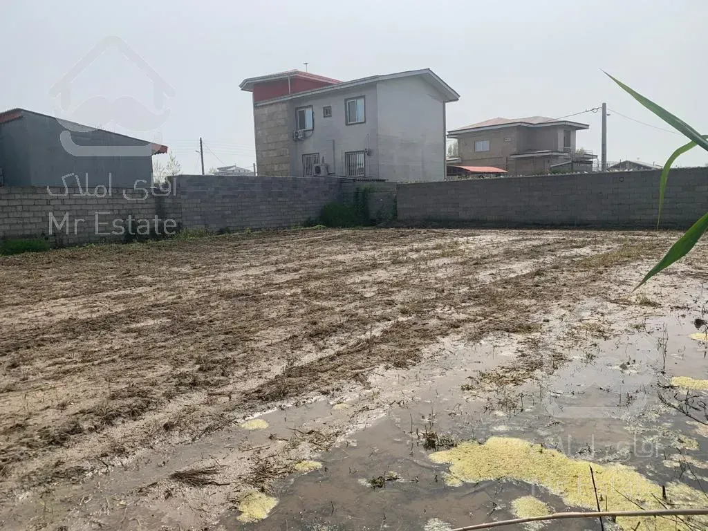 زمین مسکونی دارای سند منگوله دا ر