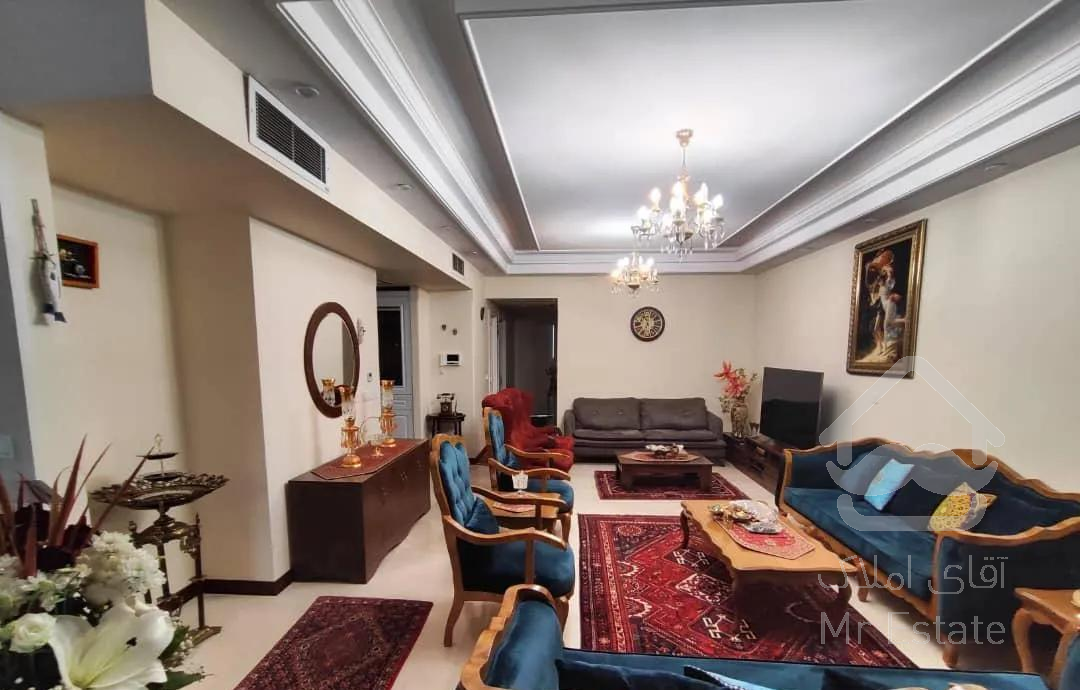 آپارتمان 121 متری دو پارکینگ سندی //طبقه چهارم