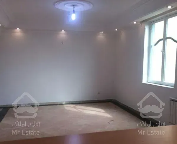 اپارتمان ۹۳ متری سعادت اباد