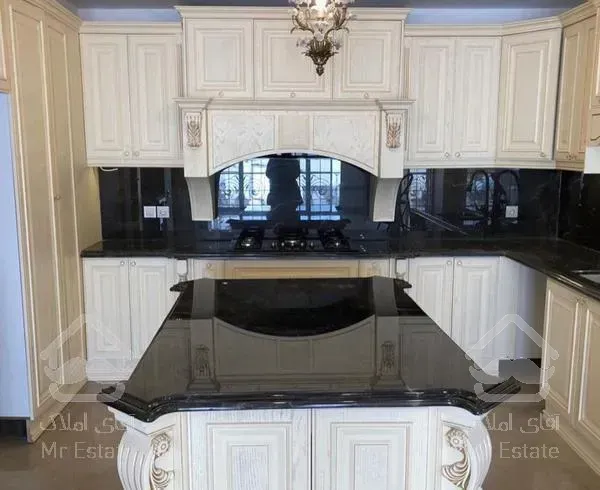 93 متر دو خواب در عمارت بی بدیل اکباتان