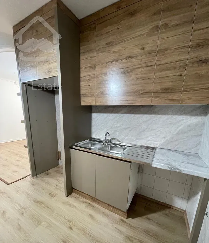 بلوار قائم گلشهر (کومش گستر)طبقه همکف ۸۰ متری