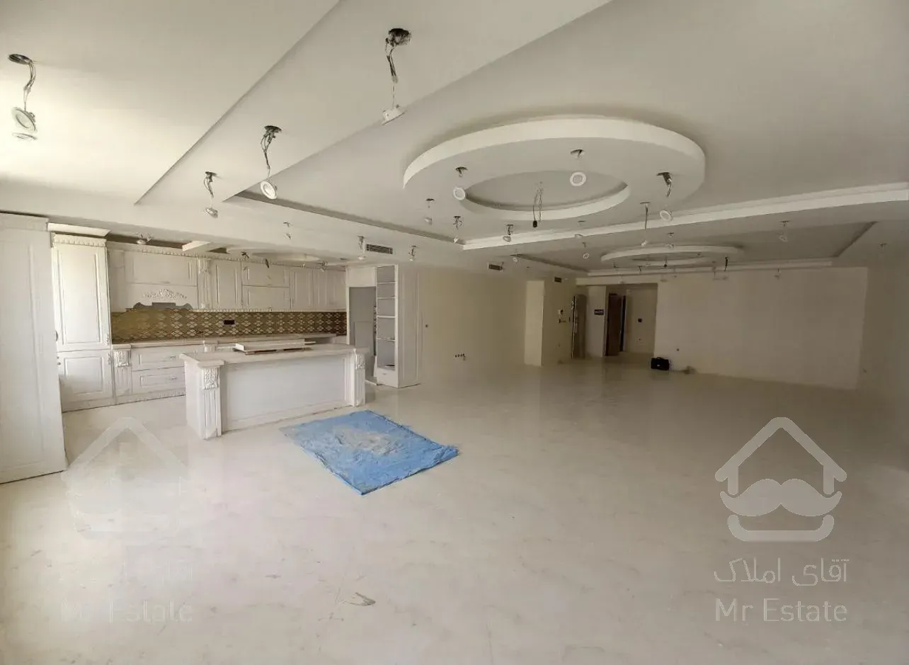 فروش۳۲۱متربنادر۳طبقه/فروش‌یامعاوضه با کلنگی/دهکده المپیک/منطقه۲۲